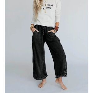 NWT THREE BIRD NEST So Comfy Wide Leg Pant Cropped - Charcoal Small